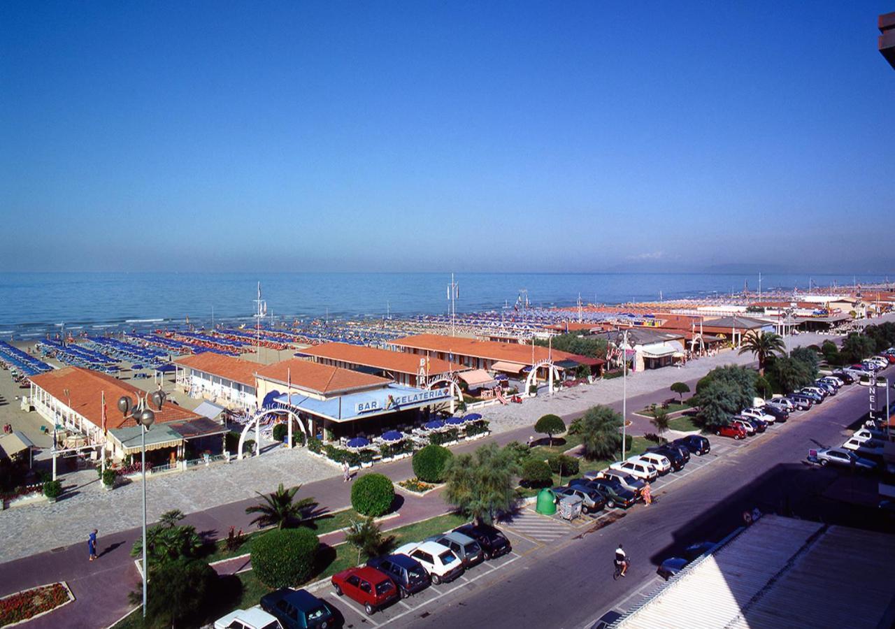 Villino Caproni Apartment Viareggio Exterior photo